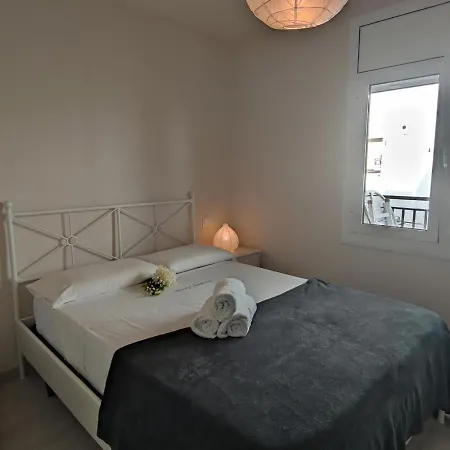 Acogedor Cerca Del Centro Y Playa En Platja D'aro, Con Balcon Y Cocina Equipada - Es-209-44 Apartament