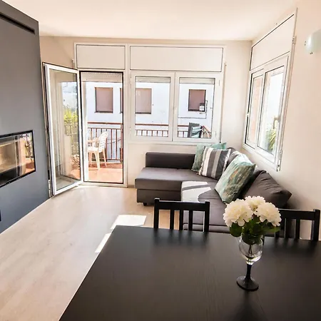 Apartment Acogedor Cerca Del Centro Y Playa En Platja D'aro, Con Balcon Y Cocina Equipada - Es-209-44 *