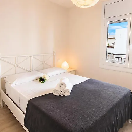 Acogedor Cerca Del Centro Y Playa En Platja D'aro, Con Balcon Y Cocina Equipada - Es-209-44 * Platja d'Aro